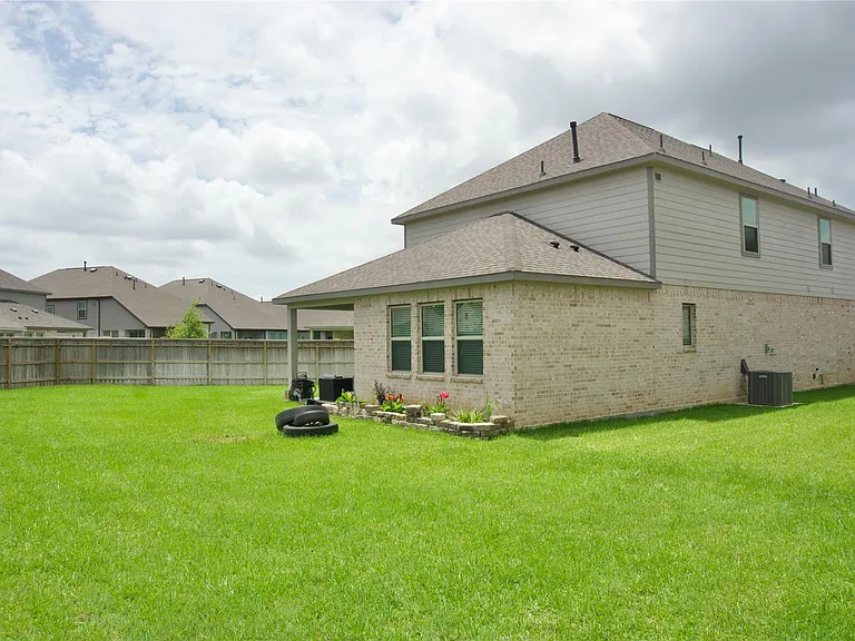 31106 Aumbrey Ivy Ct — Photo 33