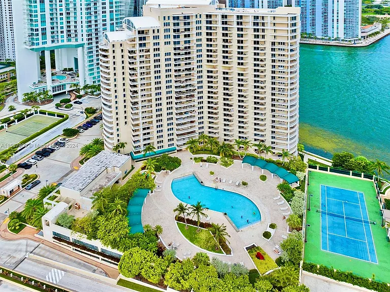 888 Brickell Key Dr #907 — Photo 23