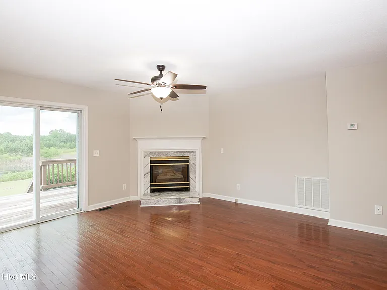 201 Sarason Pl — Photo 9