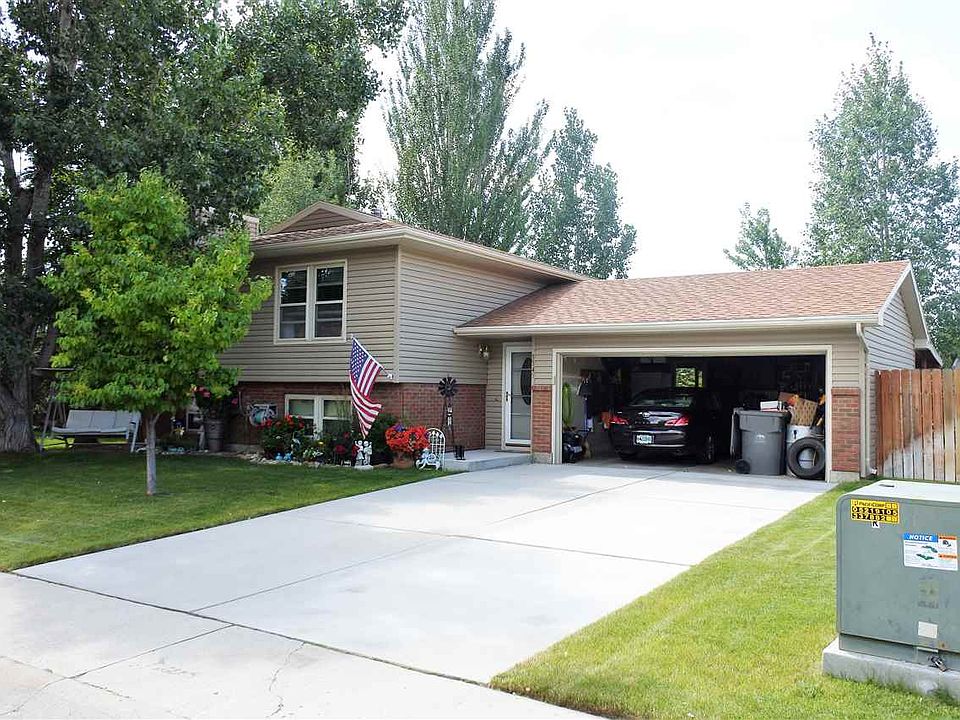1st image of 3349 Sierra Cir