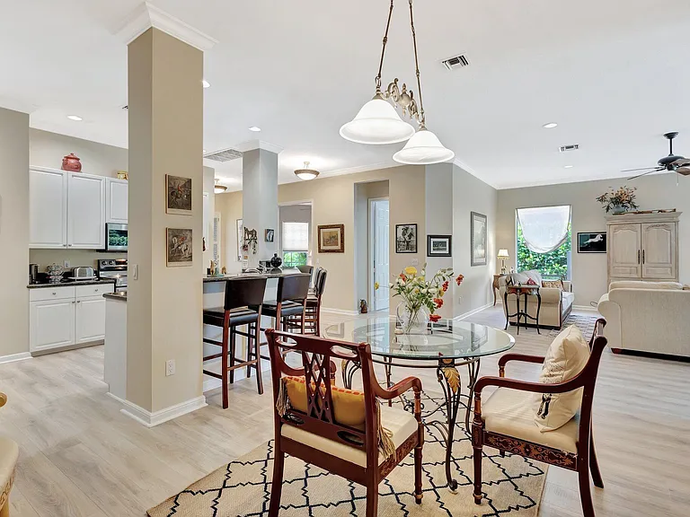 2941 Twin Oaks Way — Photo 10
