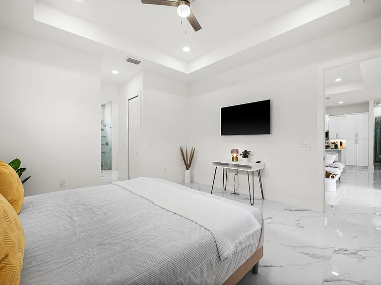 1007 SW Embers Ter — Photo 27