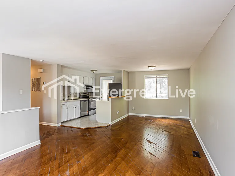 2122 Kingstree Cir — Photo 4