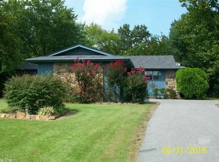 400 El Camino Real, Greers Ferry, AR 72067