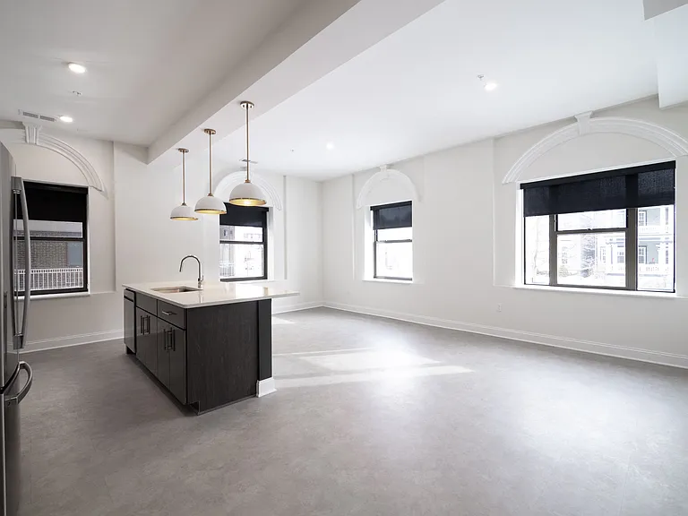 Annex Apartments — Photo 9