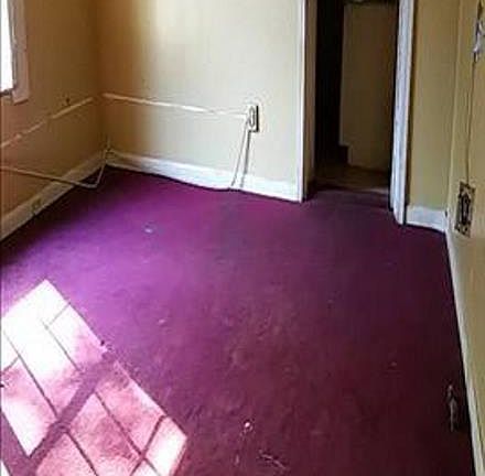 3rd image of 3295 Bowen Ave
