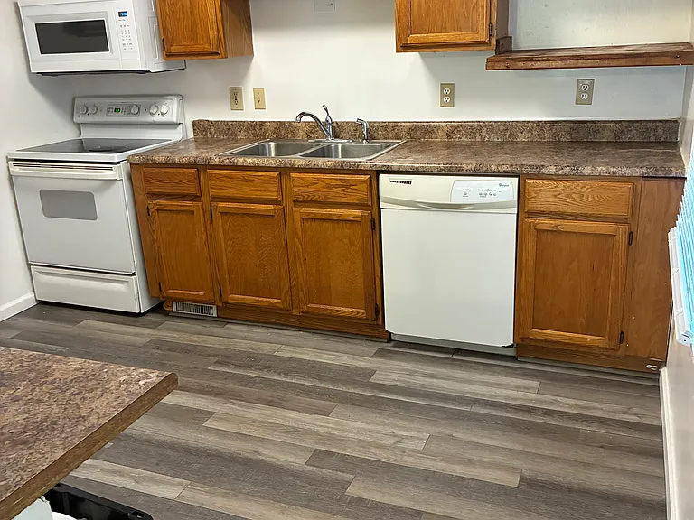 2458 Impala Dr — Photo 6