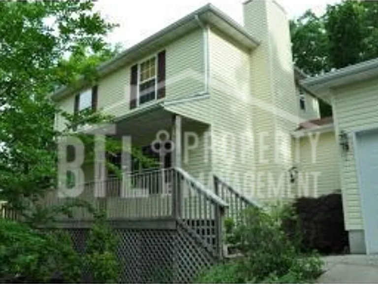 144 Earllbrook Ln — Photo 9