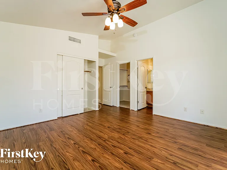 7826 N Sun Flair Dr — Photo 7
