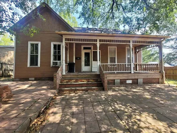 1500 N Franklin St, Marshall, TX 75670