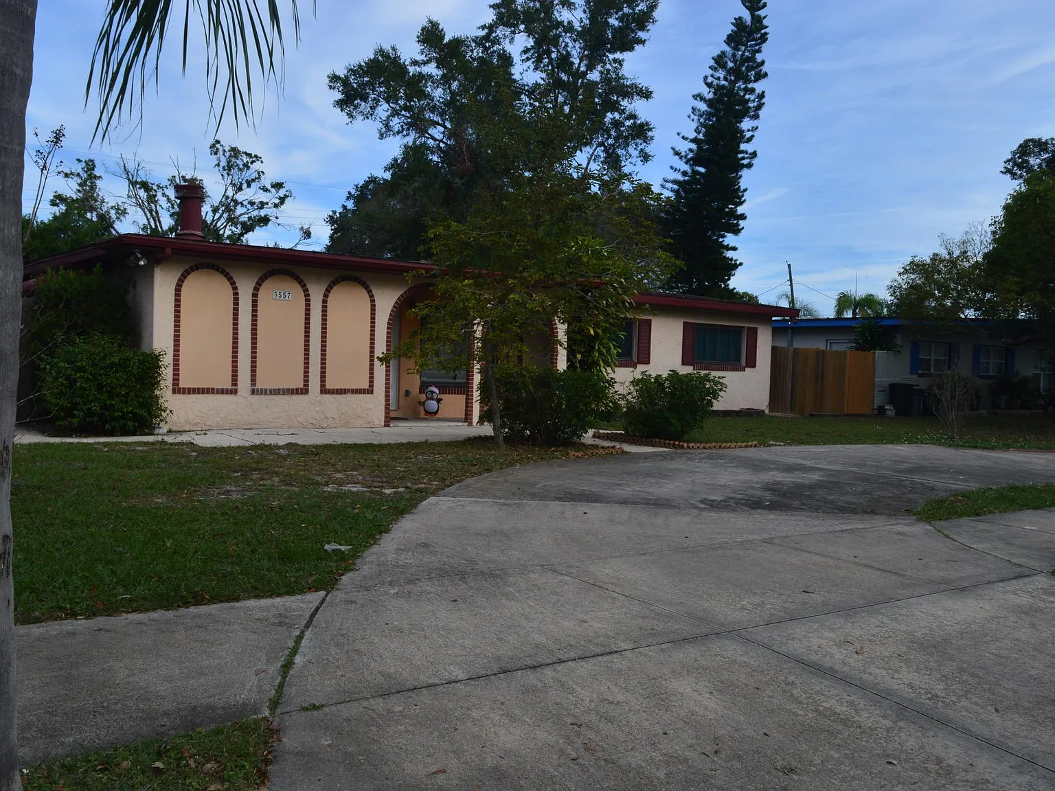 3 bed, 1220 sqft, $2,700 — Photo 3