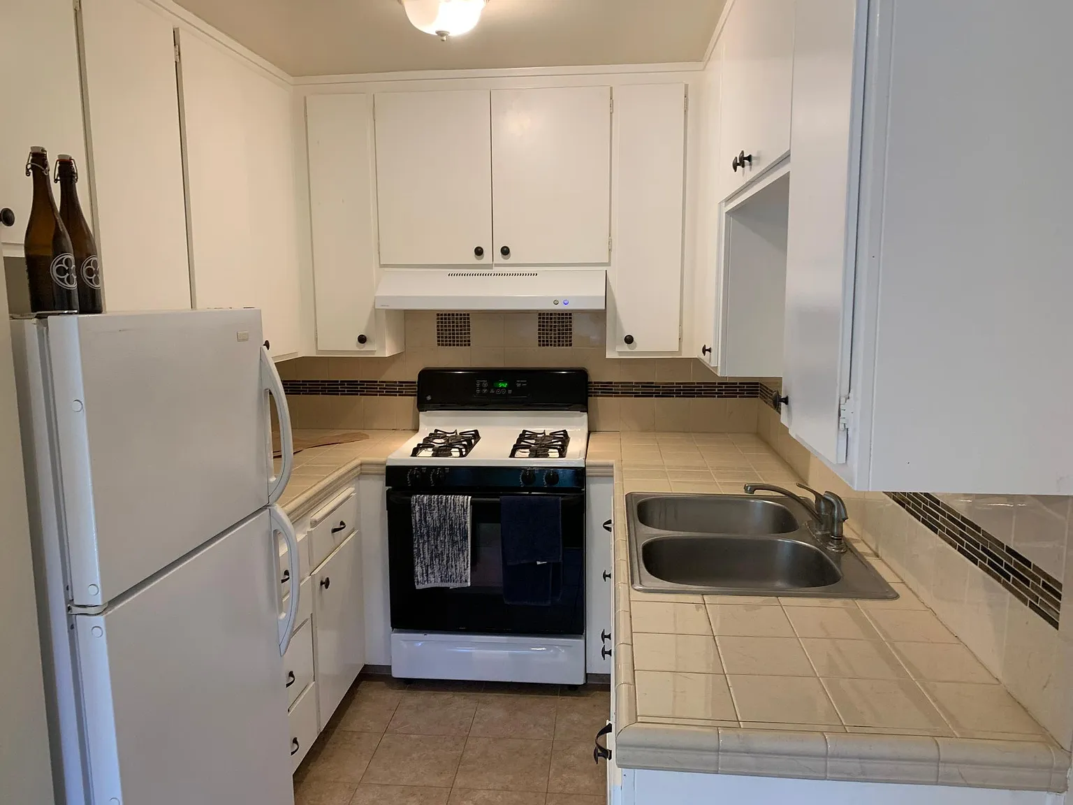 1 bed, $2,750 — Photo 3