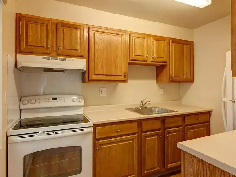 869 N Oak Harbor St #869 — Photo 7