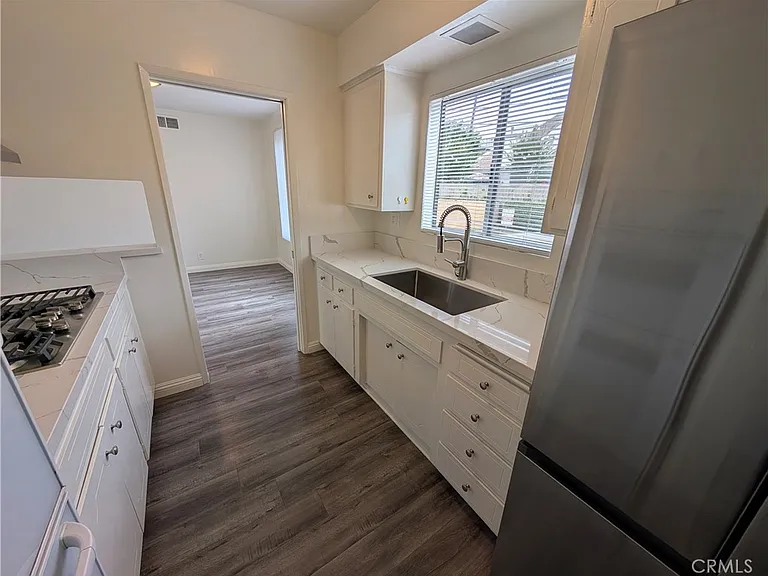 589 Fairview Ave — Photo 19