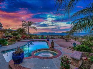 25042 Hollyhock Ct, Newhall, CA 91381