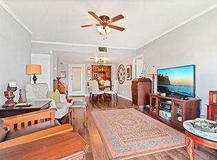 209 Lake Frances Dr, West Palm Beach, FL 33411