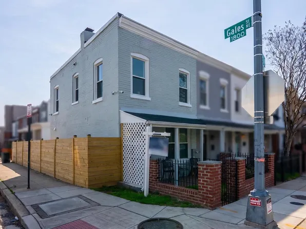 633 18th St NE, Washington, DC 20002