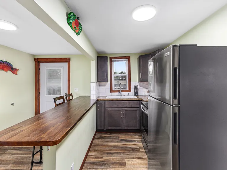 941 Leonard St NW #2 — Photo 6