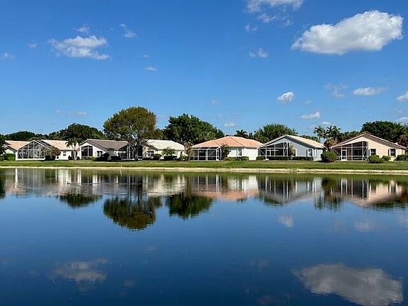 3rd image of 12671 Coral Lakes Drive