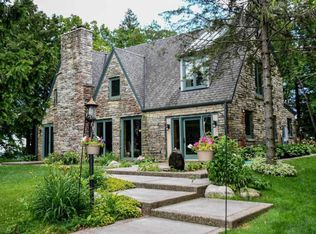 4204 High Point Beach Ln, Pt Washington, WI 53074