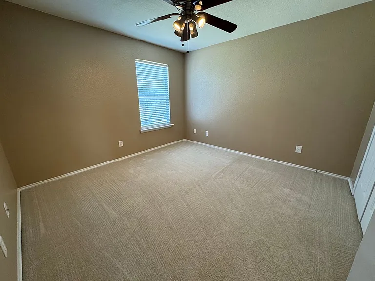 217 Tepee Dr — Photo 26
