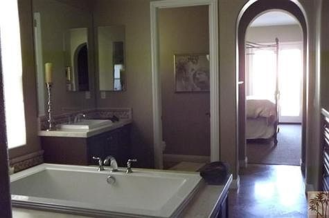 MASTER BATH RETREAT