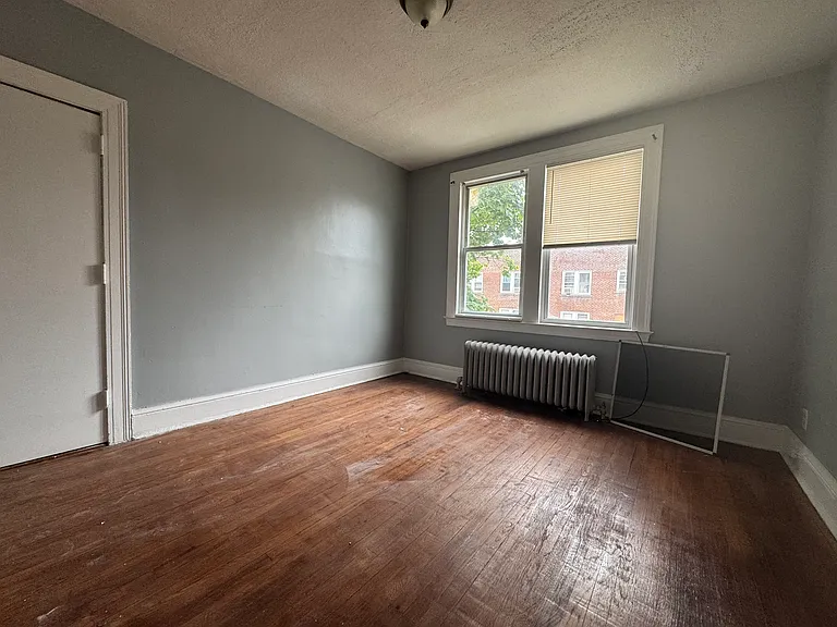 106 Rowe Ave #3N — Photo 6