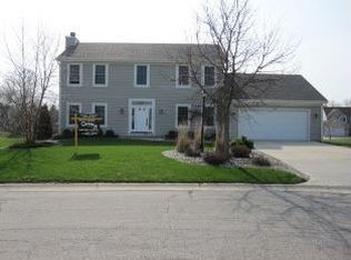 8046 103rd Ave, Pleasant Prairie, WI 53158