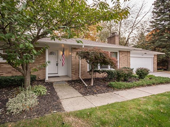 4th image of 4452 Braeburn St SE