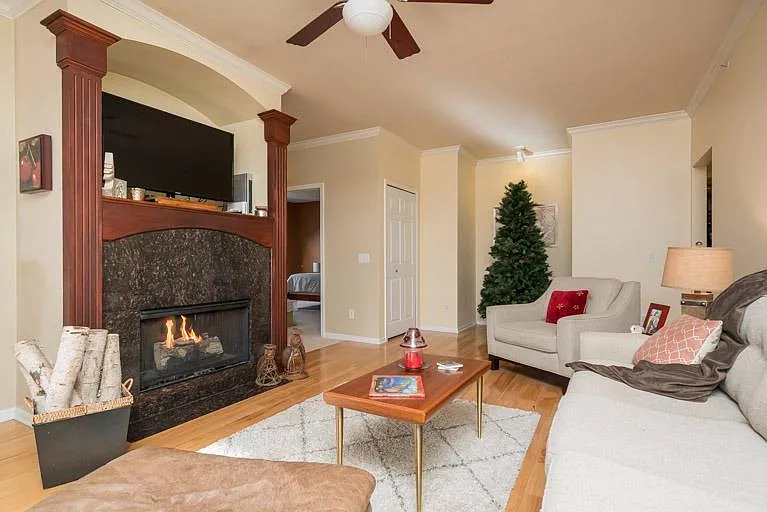 229 Scio Village Ct #216 — Photo 9
