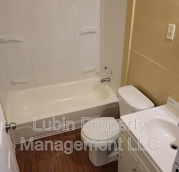 1866 Valley Blvd — Photo 6