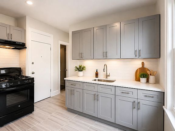 2nd image of 41-42 42nd St #3R