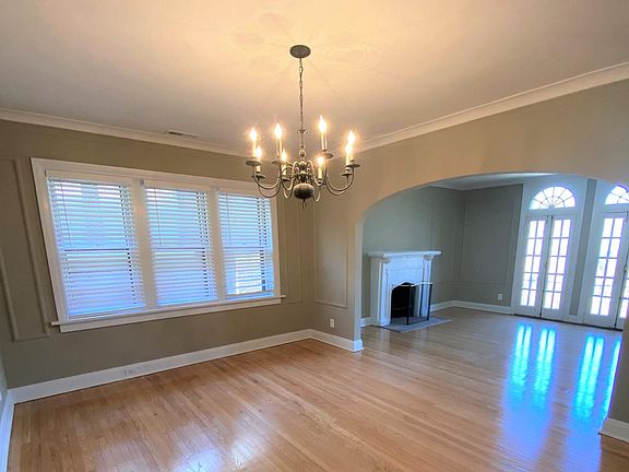 5th image of 7340 Pershing Ave APT 2W