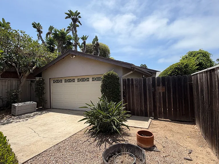 13780 Nogales Dr — Photo 1