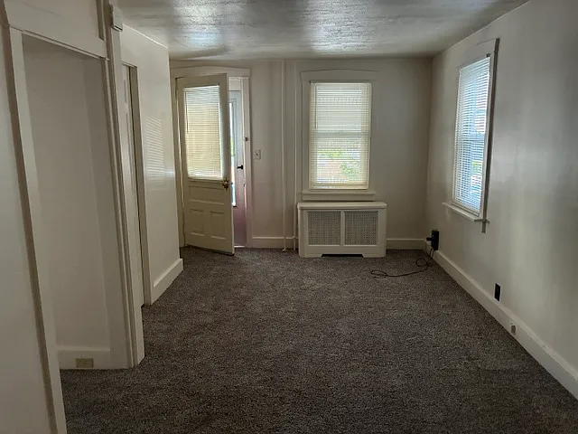 217 Lincoln Ave — Photo 9