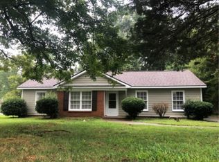 323 Red Roan Pl, Charlotte, NC 28215