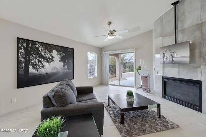 10798 S Piety Hill Dr — Photo 2