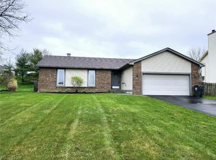 6586 S Timberidge Ave, Youngstown, OH 44515