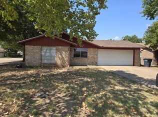 116 N Saddle Rd, Enid, OK 73703