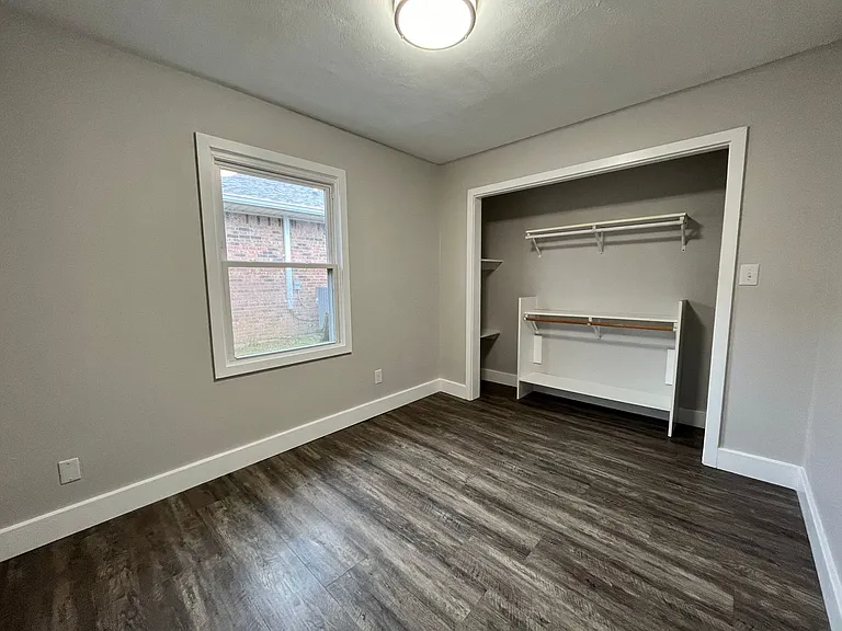 630 S Pearl St — Photo 10
