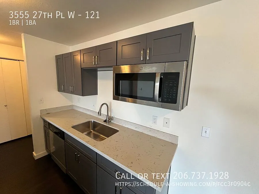 Spacious, Upgraded 1-Bedroom Apartment in the Heart of Magnolia — Photo 4