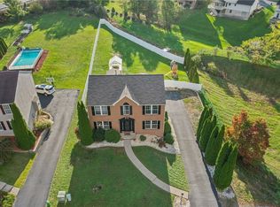 905 Castlegate Cir, Greensburg, PA 15601