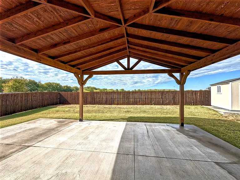 704 Rivers Creek Ln — Photo 31