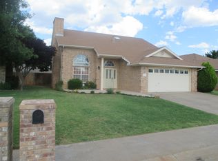 6915 Fulton Ave, Lubbock, TX 79424
