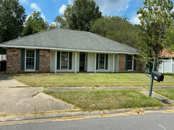 108 N Governor Miro Dr, Lafayette, LA 70506