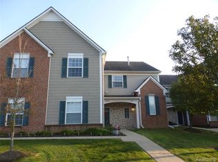 2256 Monarch Dr, Shelby Township, MI 48316
