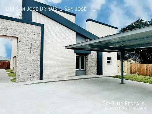 103 San Jose Dr #1 Photo 1