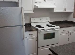 17147 109th St NW #101, Edmonton, AB T5X3E2