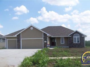 4322 SW Misty Harbor Ave, Topeka, KS 66610