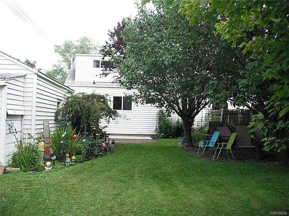 4th image of 3334 Elmwood Ave